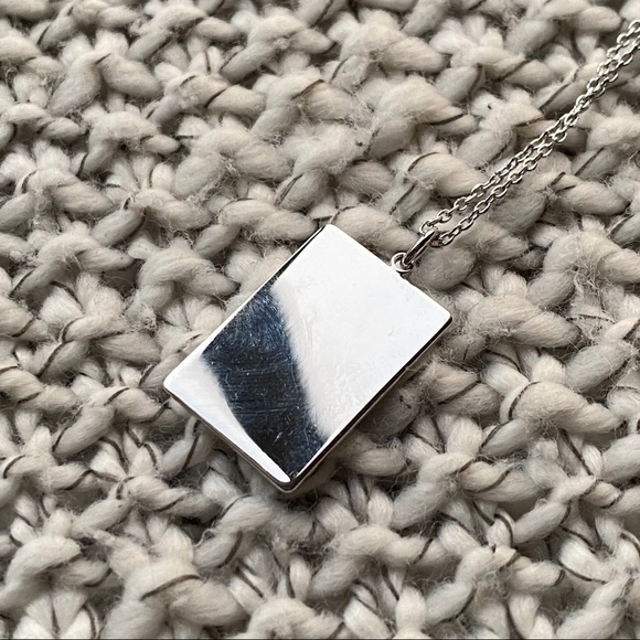 Cloverpost Silver Necklace - Picture 4 of 6